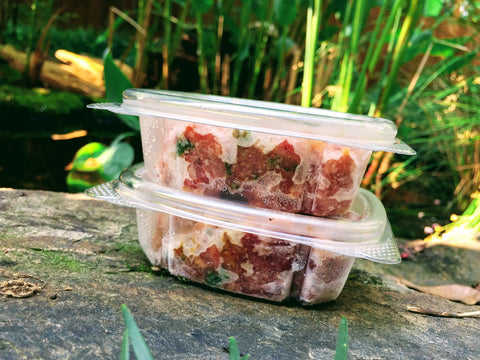 Environmentally friendly containers make us happy!